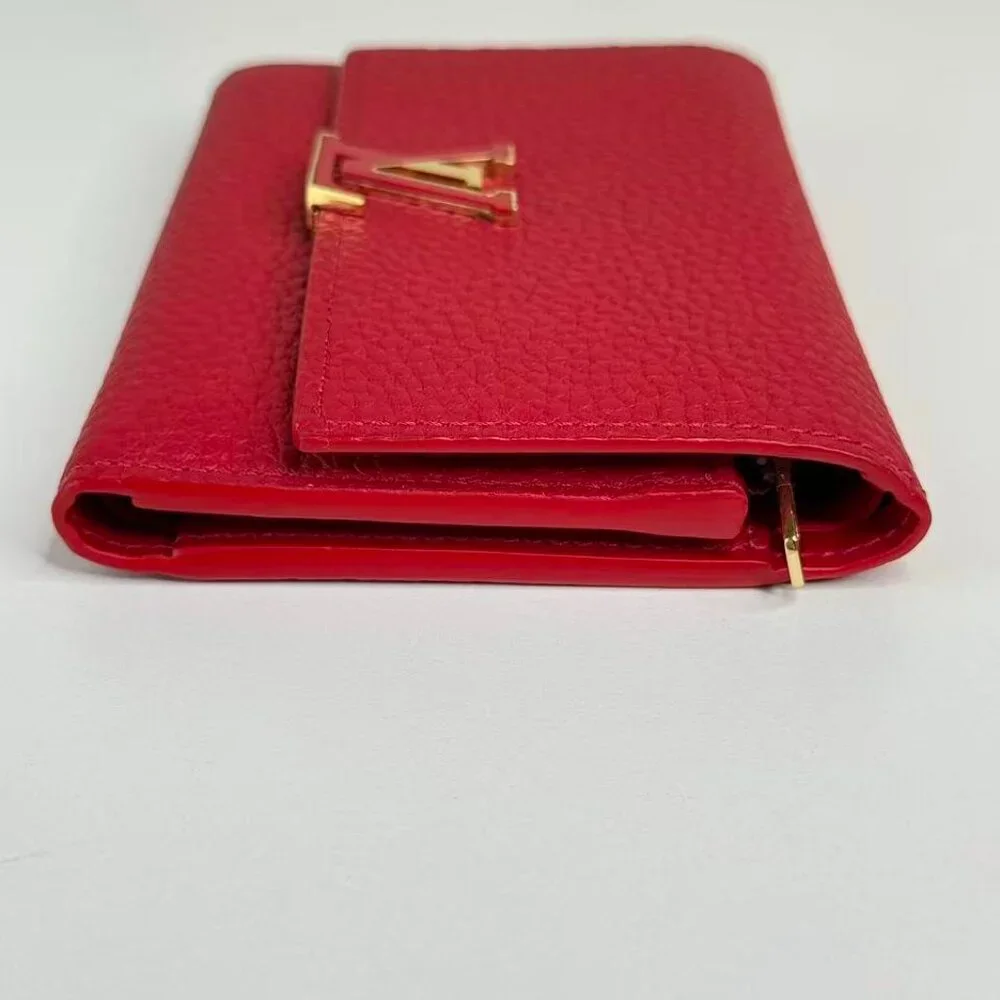 Louis Vuitton Red LV Logo Wallet Full Set with Authentic Orange Box & Cloth - Picture 4 of 9